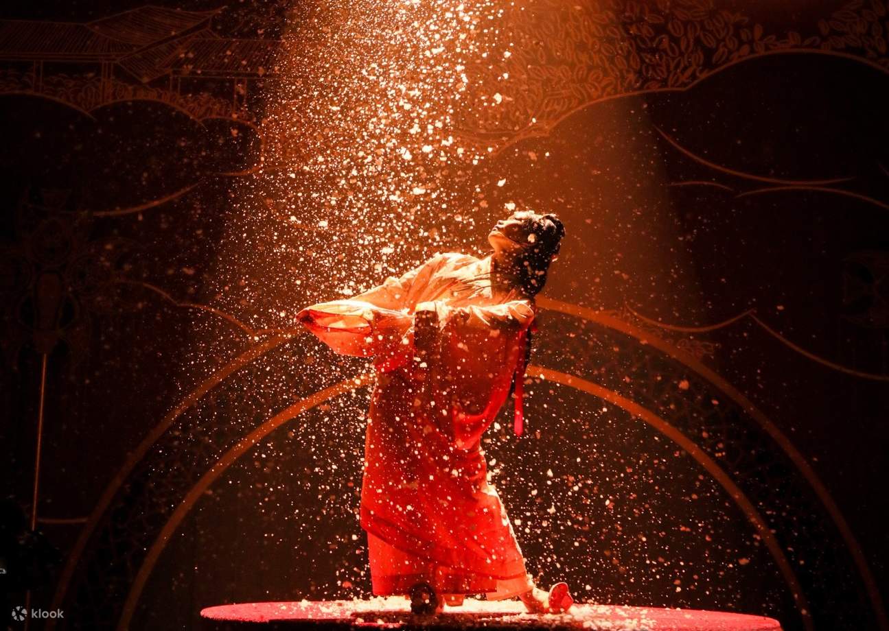 Il film è ambientato nel periodo del Regno di Nanyue e racconta una storia avvincente di amore e lotte di palazzo. Le superbe capacità recitative degli attori ritraggono vividamente i personaggi, permettendo al pubblico di sentirsi come se fosse lì e di v